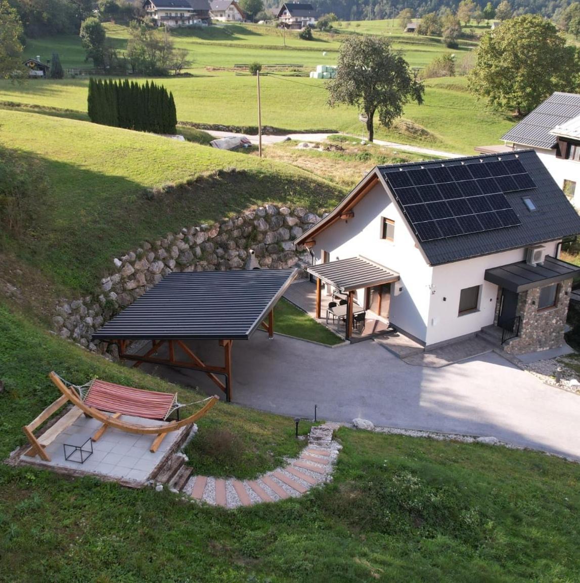 My Time Holiday House With Sauna Zgornje Gorje Exteriör bild